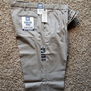 Dockers Mens Khaki pants